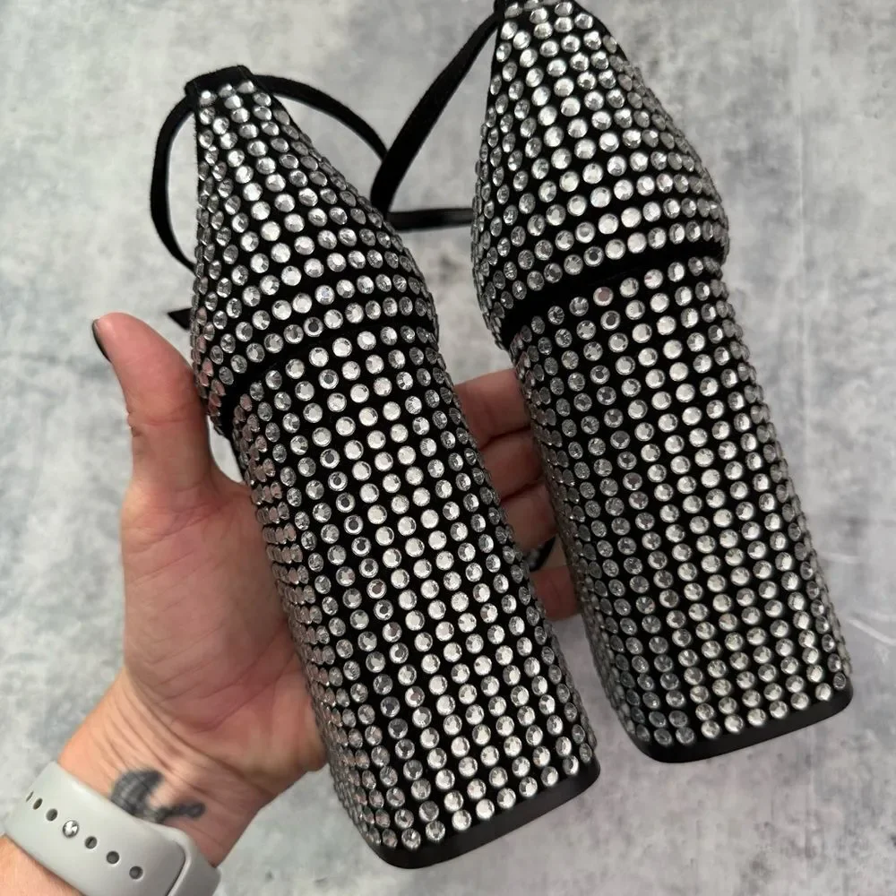 NEW Larroude Ari Crystal Pump 9
